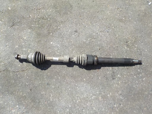 semi-axis right ford fiesta mk7 1,6 tdci 8V51-3B436-HB