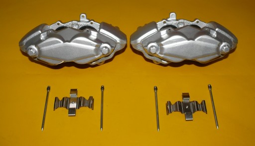 4-TŁOCZKOWY A0044200983 - Зажимы левый правый передний MERCEDES CLS и W219 312