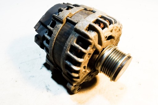 Генератор vw passat variant b7 (365) 03l903024f 2.0l diesel 130kw 2012 р.в.