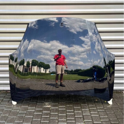 QBB14208 - Porsche cayenne 7p5 lift motor cover mask perfect