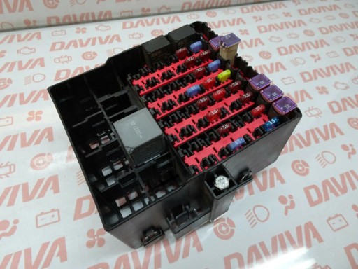 8V5T-14A005-KUG - Блок предохранителей ford fiesta/комплект 1.6 tdci дизель 66квт (90 л.с.)