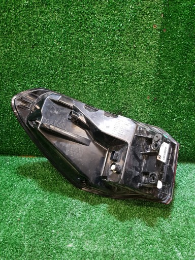 light right rear BMW X1 F48 H4747771607 F03760500E 2019