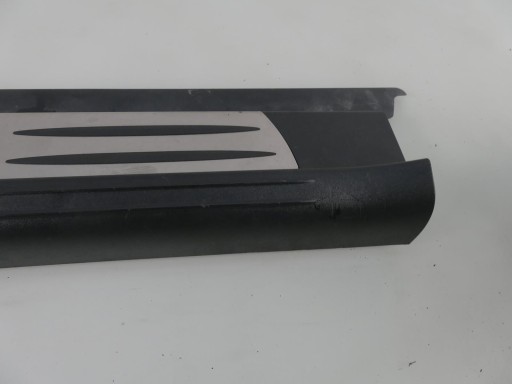 MERCEDES SLK R171 moulding threshold cap of the threshold right