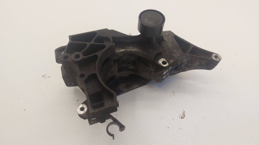 BMW E84 X1 E81 E82 E87 E90 E60 N47 2.0 D supporto Porta alternatore 7802639
