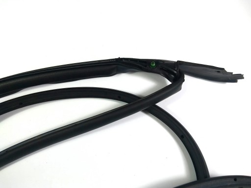 Chevrolet Silverado 1500 gasket door right front 2019+