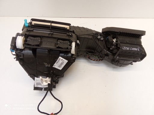 1P1820003FL - SEAT LEON II LIFT НАГРЕВАТЕЛЬ ВОЗДУХОДУВКА ЕВРОПА