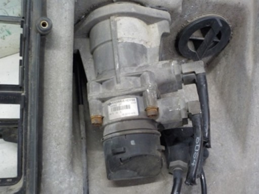 MAN TGX ГОЛОВНИЙ ГАЛЬМІВНИЙ КЛАПАН