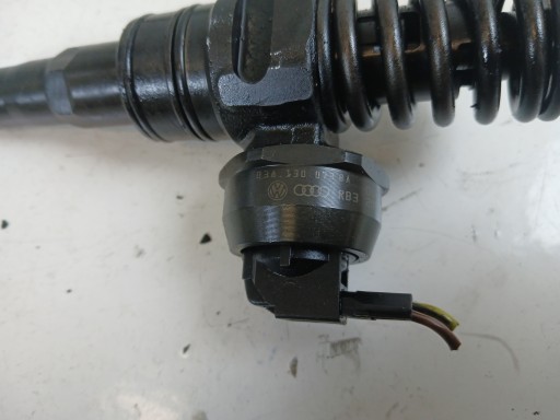 VW PASSAT B5 LIFT OCTAVIA and SHARAN and 1.9 TDI nozzle 038130073BA