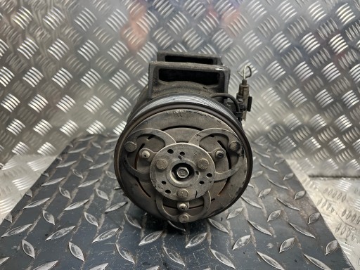 Compresseur Climatisateur air conditionné VOLVO XC90 8708581