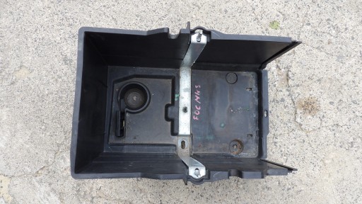 FORD FOCUS MK3 1.6 EB držač poklopač akumulatora