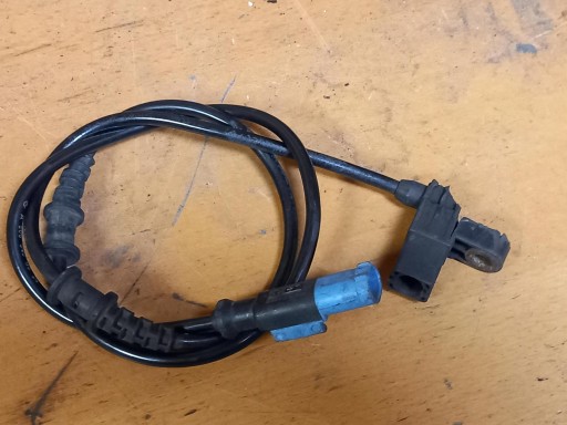 Sensor ZUZYCIA KLOCKOW HAMULCOWYCH MERCEDES SPRINTER W906 9065400334