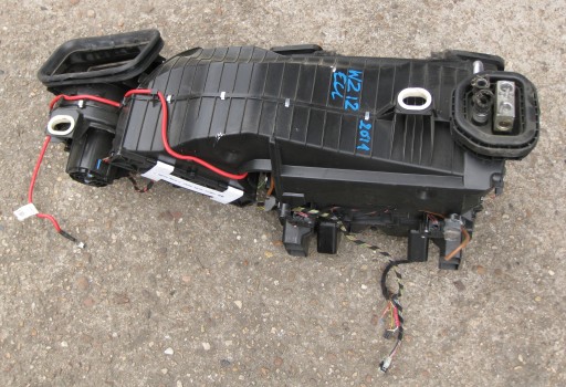 MERCEDES W212 E KLASA 11r heater complete A2128302560