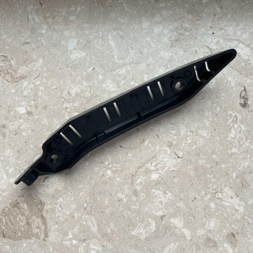 TESLA Y holder support right bumper 1493771-00-B