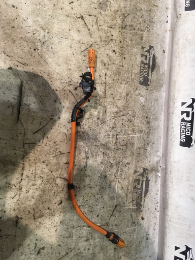 9426361 - Кабель напряжения компрессора BMW G20