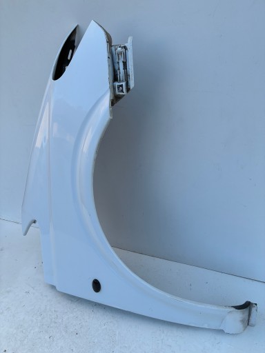 fender right front front Mercedes VITO II 639 03-10r. ==OEM==