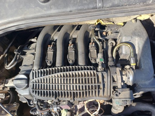 engine petrol pillar PEUGEOT 301 and 10 B215 1.2 VTI