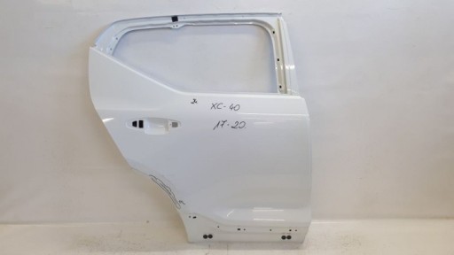 Volvo xc-40 2017 двери права