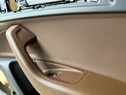 AUDI A6 4G C7 side door right front leather