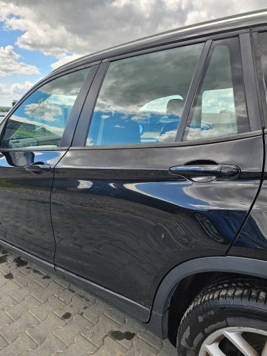 BMW X3 F25 door left rear. left rear part colour 668 SCHWARZ 2