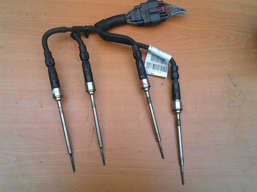 55579436 - Opel insignia astra j zafira c 2.0 cdti свеча с датчиком e2529010907 очень хорошо