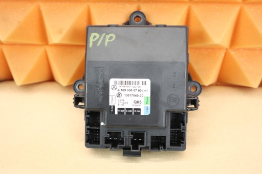 1699000700 - MERCEDES W169 лифт модуль передней правой двери