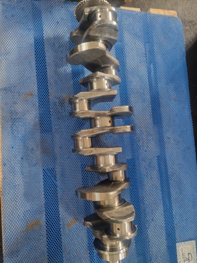 MERCEDES ATEGO AXOR OM926 Колінвал A9260300302