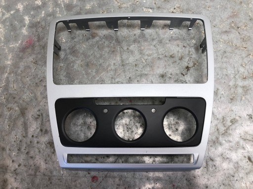 frame radio PANELU of the air conditioning SKODA OCTAVIA MK2
