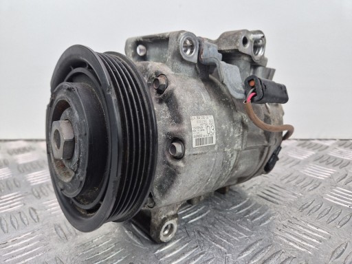 Mercedes CLA250 C117 X117 W117 air conditioning compressor M270 A0042300311