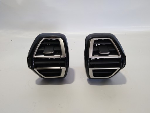 9831805580 - CITROEN C4 III вентиляційна решітка П 9831805480