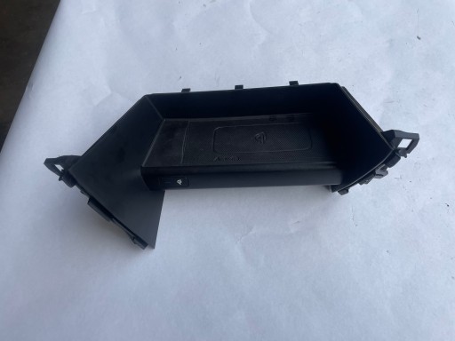 Kia Ceed III бездротовий зарядний пристрій 95560-J7000