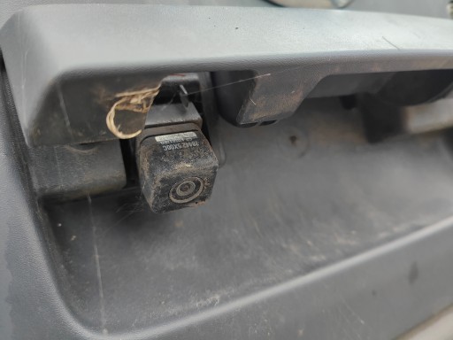 Камера заднего вида nissan navara 15r 284425x00c