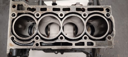 Blok dol MOTORU Skoda Octavia II LIFT 1,4 TSI