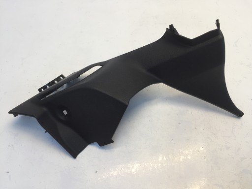 7475573 - BMW 2 F44 GRAND COUPE 2021 накладка стійки зд л