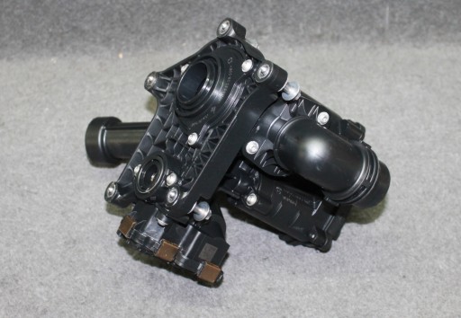 BMW G20 G30 G11 G14 G05 G07 4.0i B58B30C modul ZARZADZANIA CIEPLEM 8642559
