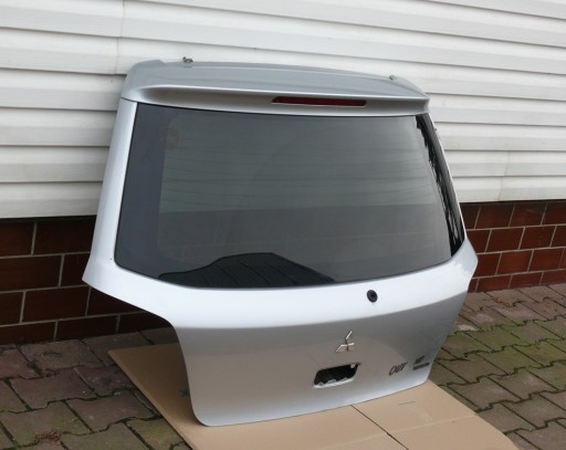 trunk door window boot LOTKA STOP MITSUBISHI OUTLANDER and 1 03-06r. A31