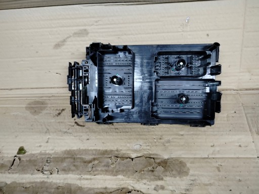 Module fusibles C11000139 OPEL ASTRA J IV ZAFIRA C