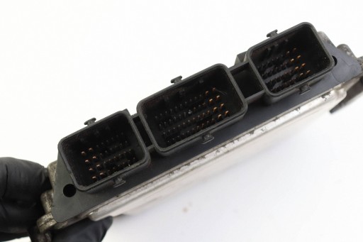 RENAULT SCENIC II computer Motore 1.9DCI 8200310863 0281011390 8200349846