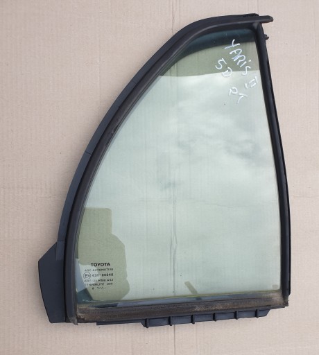 window z door gasket right rear part 68188-0D050 TOYOTA YARIS II OE