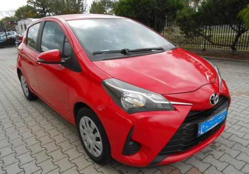 Toyota Yaris III Hatchback 5d Facelifting 1.0 VVT-i 69KM 2017