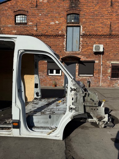 10- - Master iii movano 10-квартальний передній правий