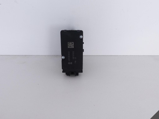 MERCEDES C-KLASA W205 button electric brake