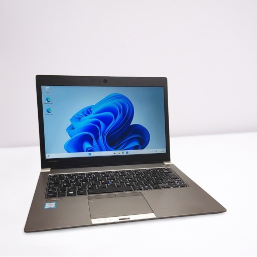 Dynabook TOSHIBA PORTEGE Z30-C-10W