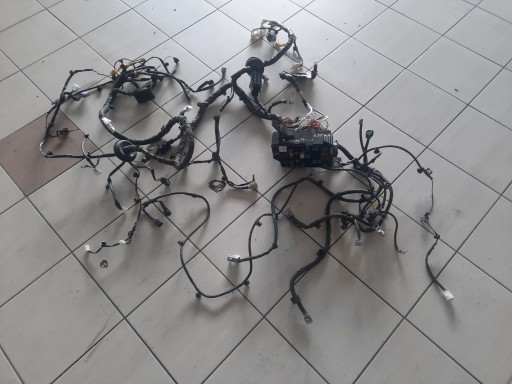 S-cross sx4 16- лифт 1,0 т установка блока предохранителей 36601-64r61