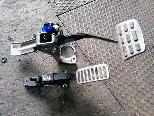 82800-K4010 - ПЕДАЛЬ ГАЛЬМА ПЕДАЛІ ГАЗУ HYUNDAI KONA ЕЛЕКТРИК
