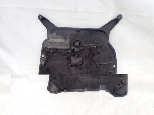 VOLVO kryt kryt MOTORU 8634459 2.4D