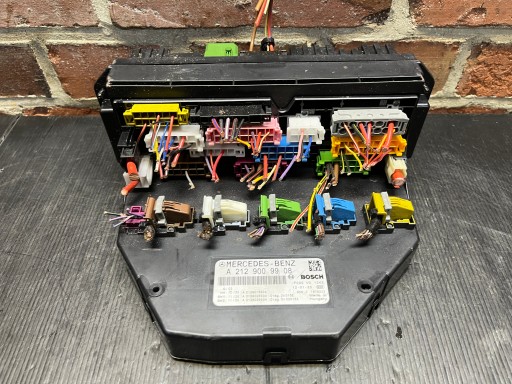 Mercedes w204 модуль sam a2129009908