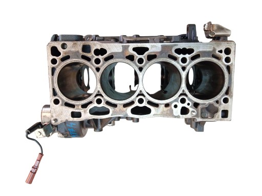 BLOK of the engine SKODA RAPID GOLF VII LEON III AUDI A3 8V 1.6 TDI 04L023A