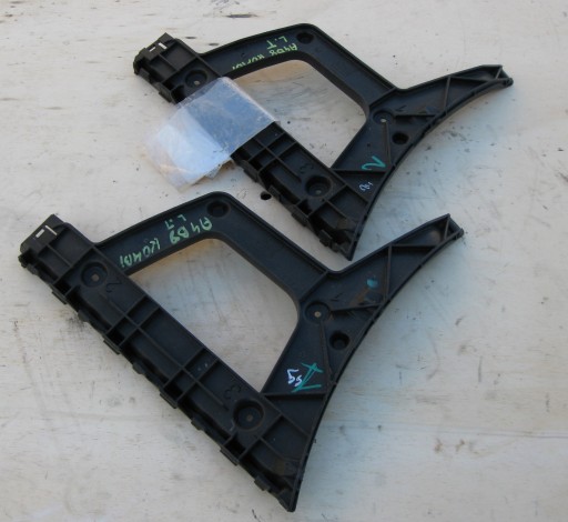 AUDI A4 B8 KOMBI support holder of a bumper left rear part 8K9807453B