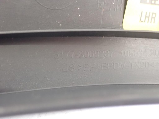 modanatura parafango sinistra posteriore BMW X5 G05 2018- 8069287