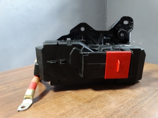 IDEAL compartment of fuses MERCEDES W223 1